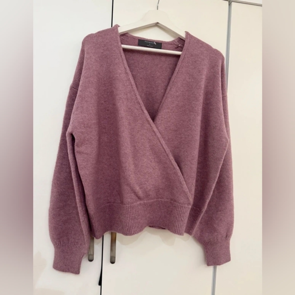 Dusty Pink V-Neck Sweater